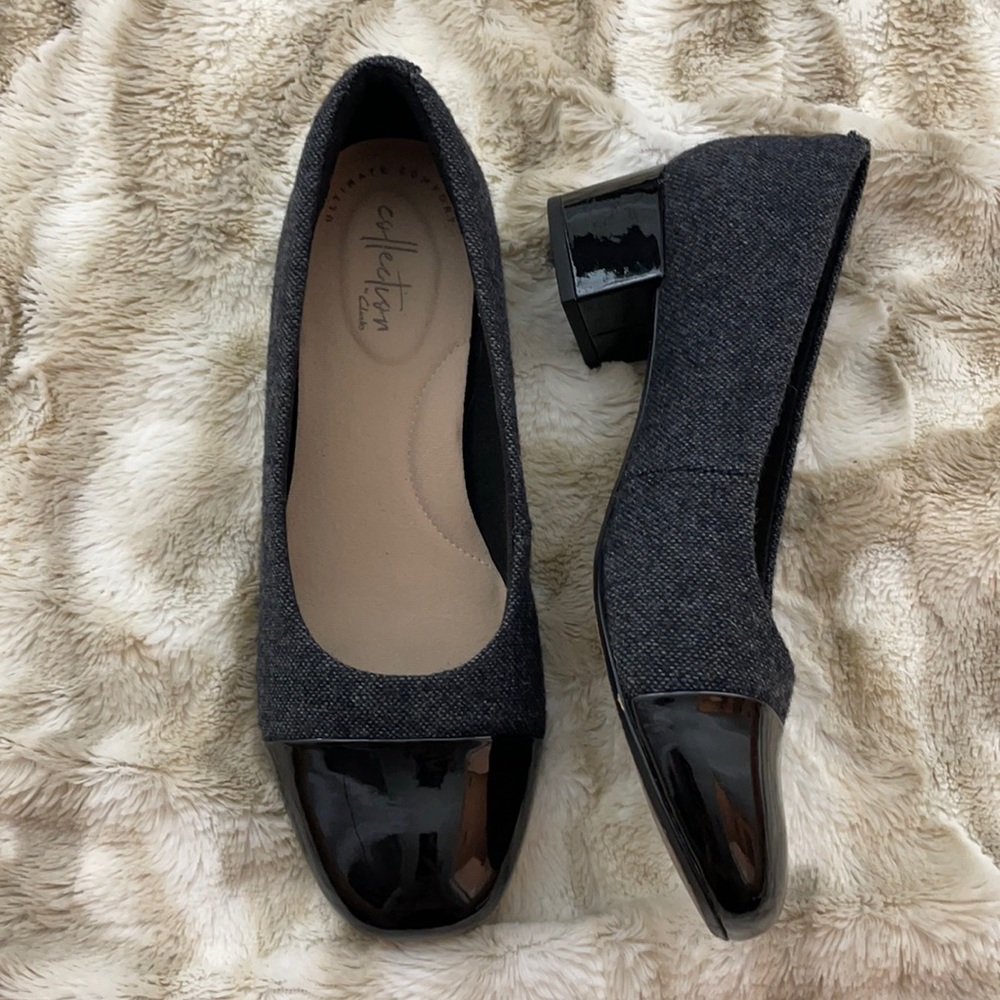 EUC•Collection by Clarks tweed shoes
